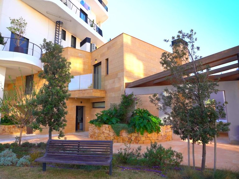 Town House for Sale in Villajoyosa, Alicante 3