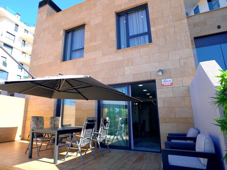 Town House for Sale in Villajoyosa, Alicante 4
