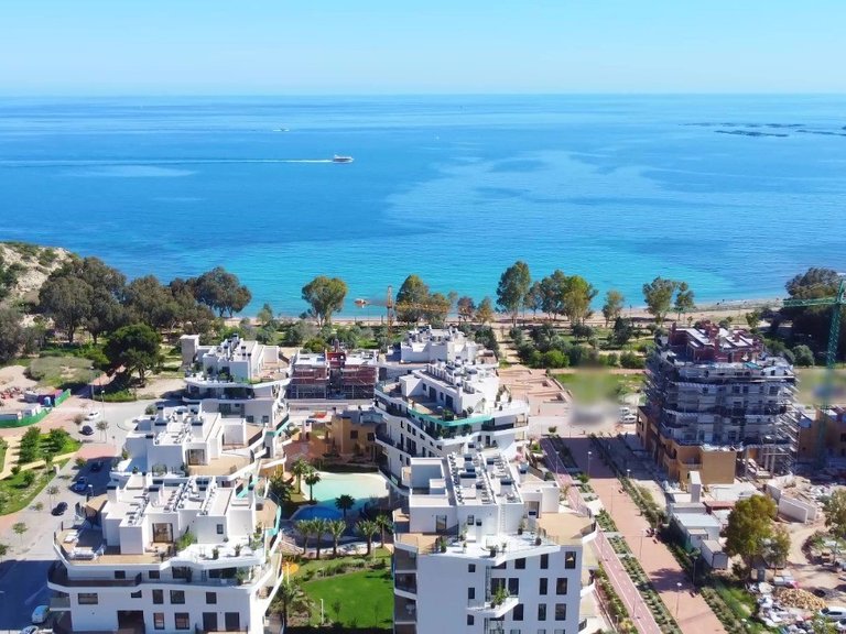 Apartment for Sale in Villajoyosa, Alicante 47