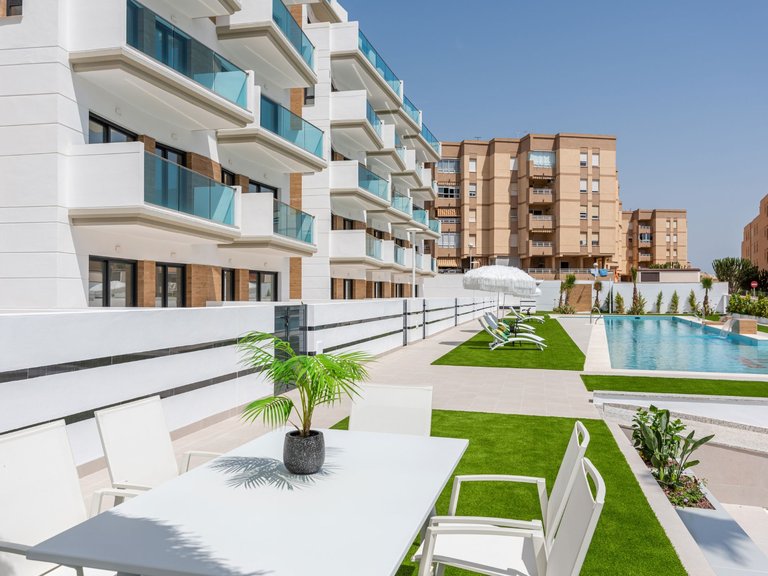 Penthouse for Sale in Guardamar Playa, Guardamar Del Segura, Alicante 2
