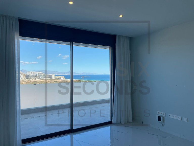 Apartment for Sale in Gran Alacant, Alicante 3