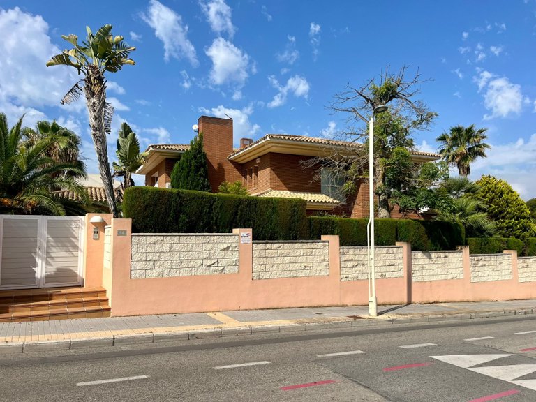 Villa for Sale in Benidorm, Alicante 38