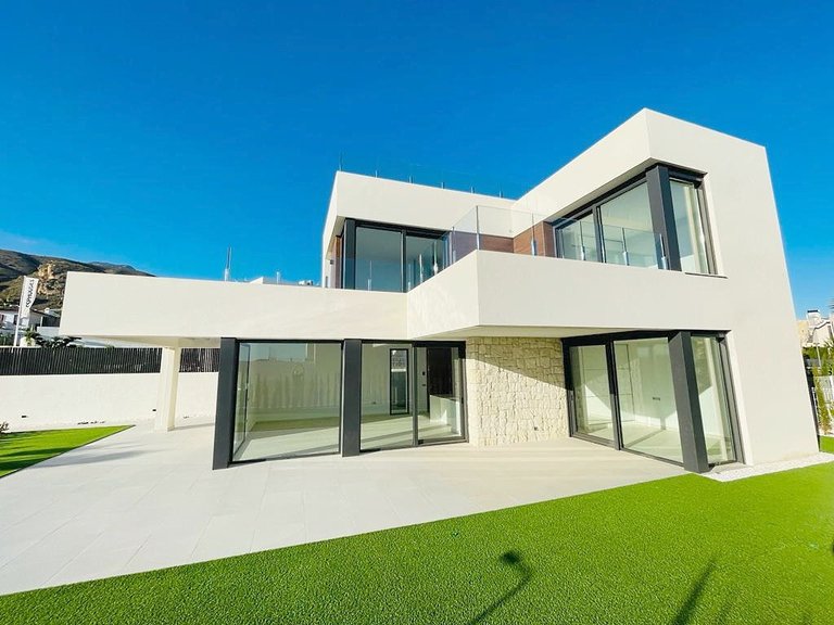 Villa for Sale in Sierra Cortina, Finestrat, Alicante 25