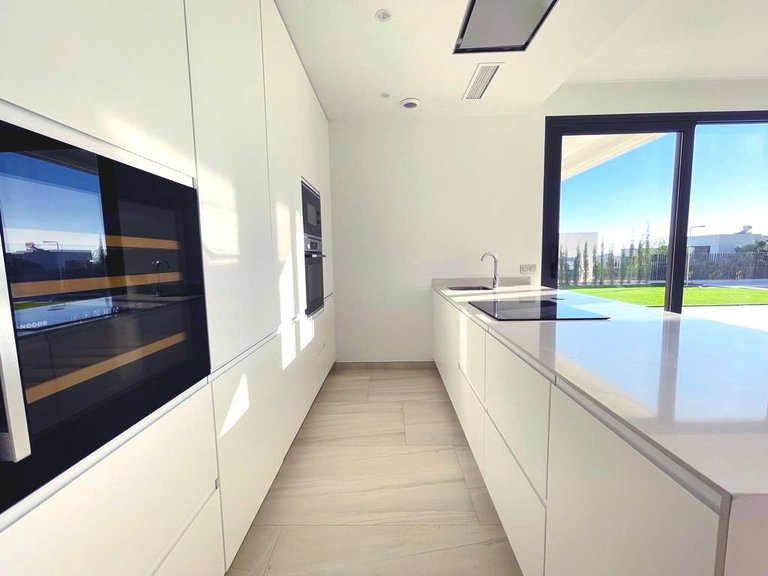 Villa for Sale in Sierra Cortina, Finestrat, Alicante 11