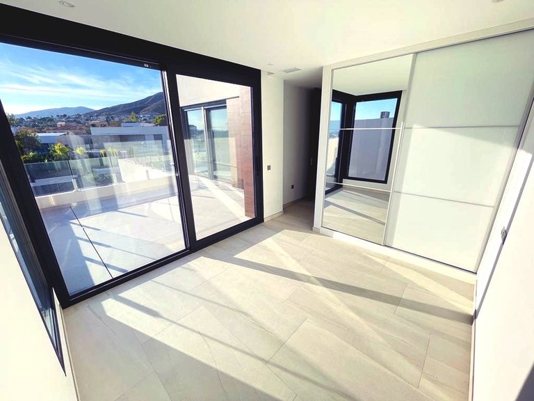 Villa for Sale in Sierra Cortina, Finestrat, Alicante 6