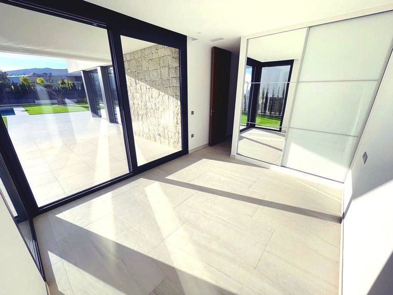 Villa for Sale in Sierra Cortina, Finestrat, Alicante 8