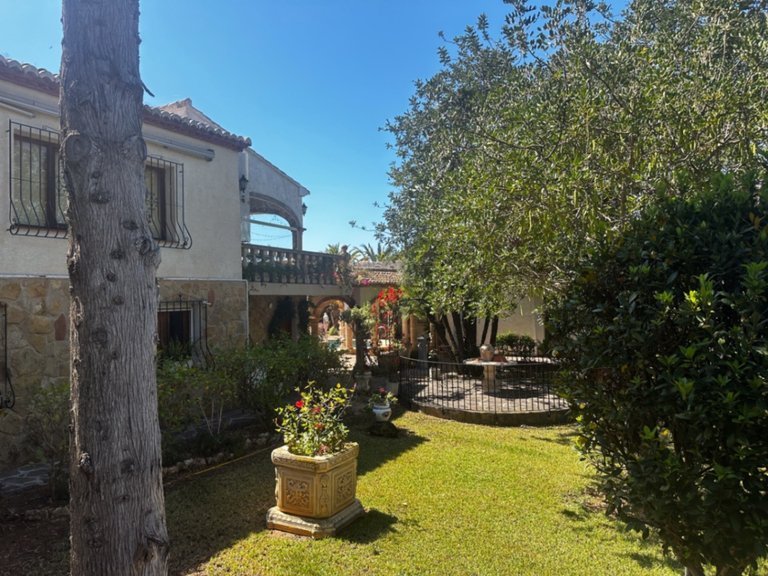 Villa for Sale in Montgó - Partida Tosal, Jávea, Alicante 33