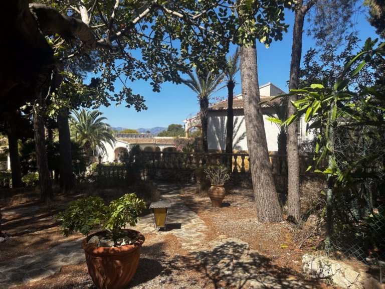 Villa for Sale in Montgó - Partida Tosal, Jávea, Alicante 16