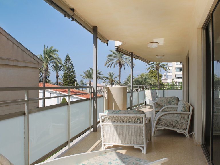 Apartment for Sale in Santa Pola, Alicante 40