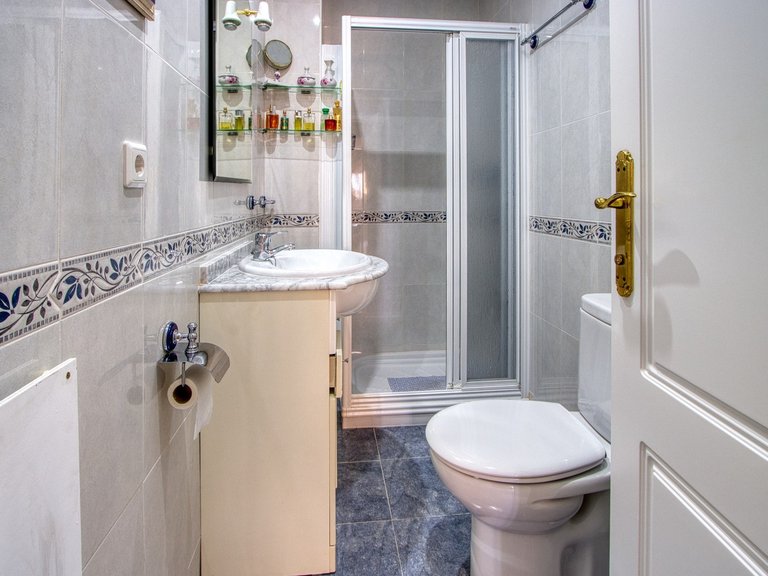 Apartment for Sale in Playa del Cura, Torrevieja, Alicante 25