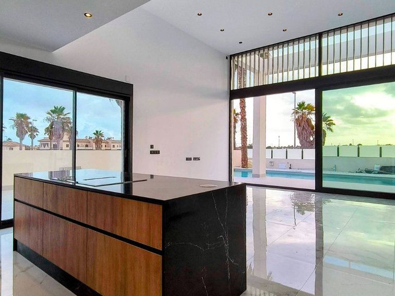 Villa for Sale in Ciudad Quesada, Rojales, Alicante 25