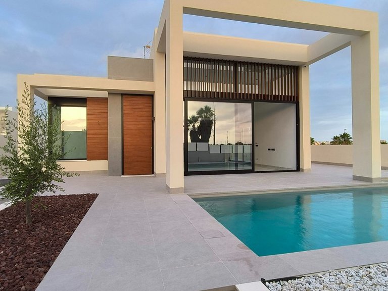 Villa for Sale in Ciudad Quesada, Rojales, Alicante 11