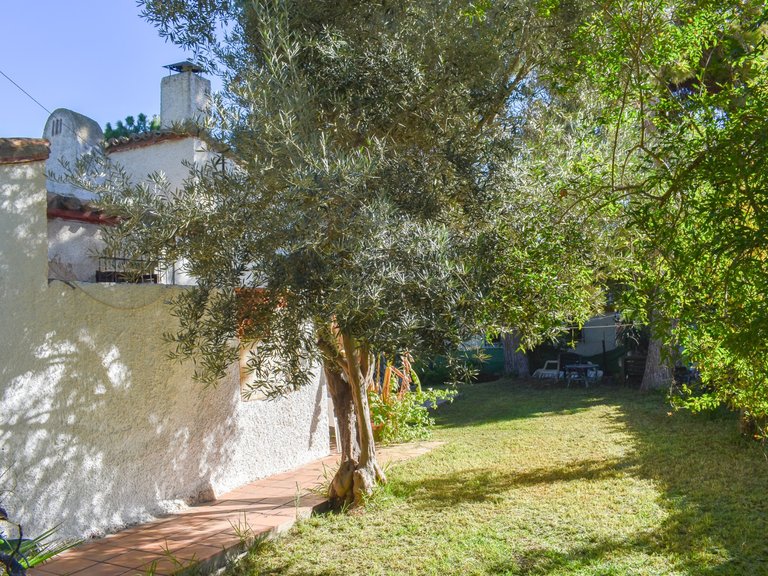 Villa for Sale in Punta Prima, Orihuela Costa, Alicante 43