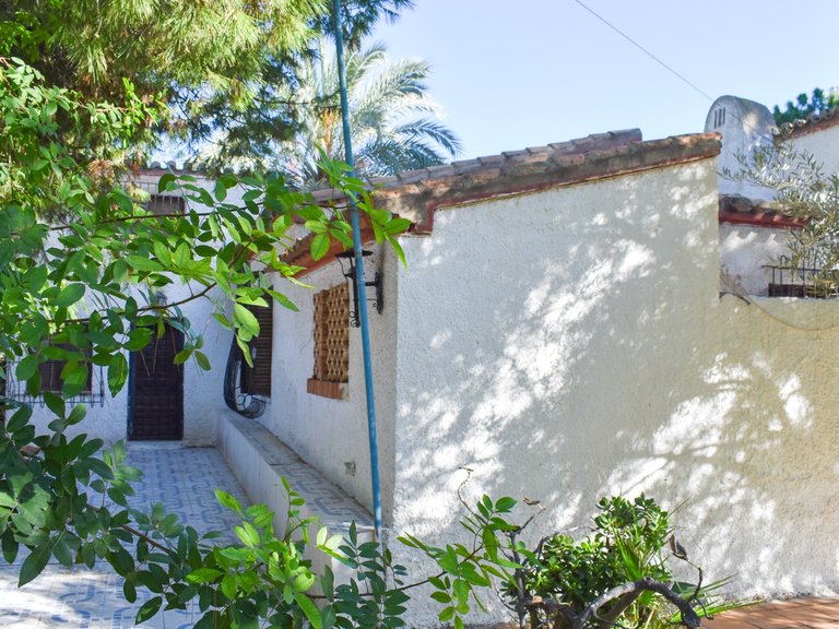 Villa for Sale in Punta Prima, Orihuela Costa, Alicante 40