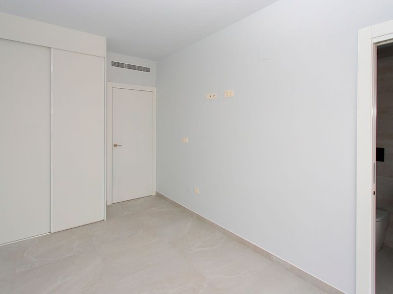 Apartment for Sale in Playa del cura, Torrevieja, Alicante 11