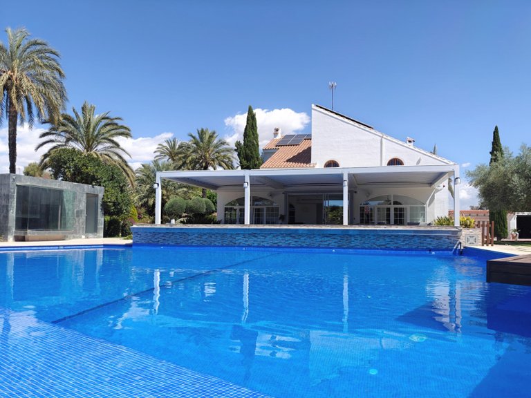 Villa for Sale in Elche, Alicante 4