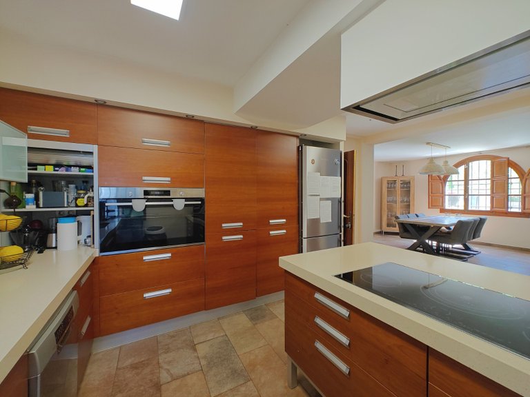 Villa for Sale in Elche, Alicante 10