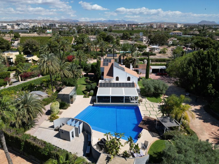 Villa for Sale in Elche, Alicante 2