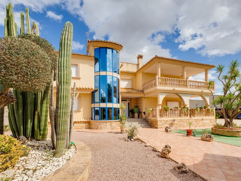 Villa for Sale in Orihuela, Alicante 3