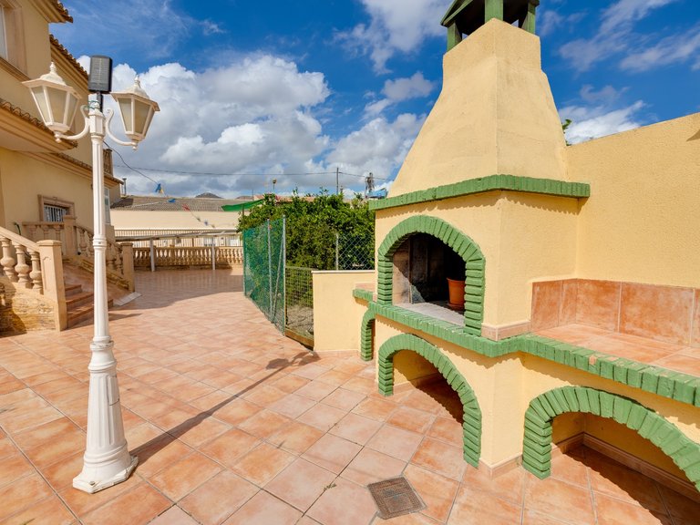 Villa for Sale in Orihuela, Alicante 15