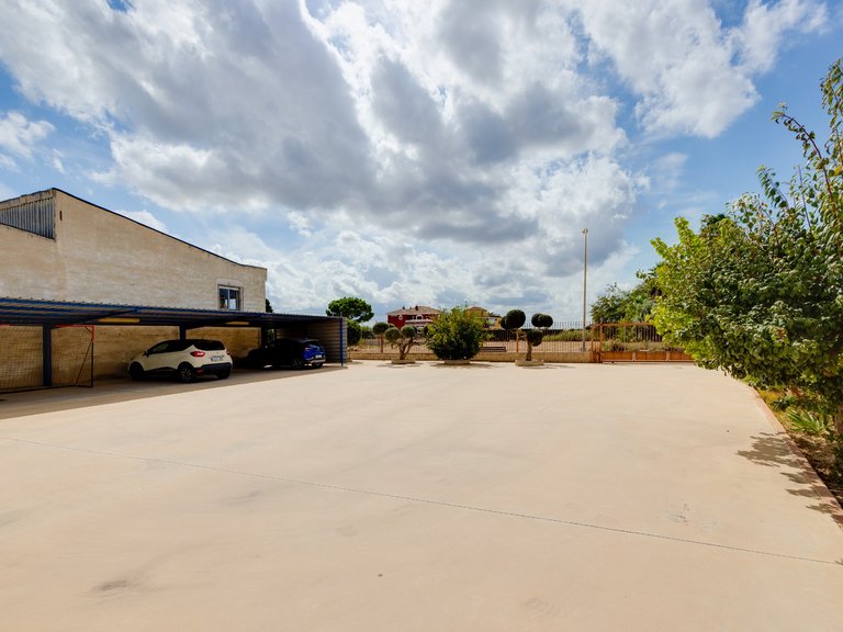 Villa for Sale in Orihuela, Alicante 16