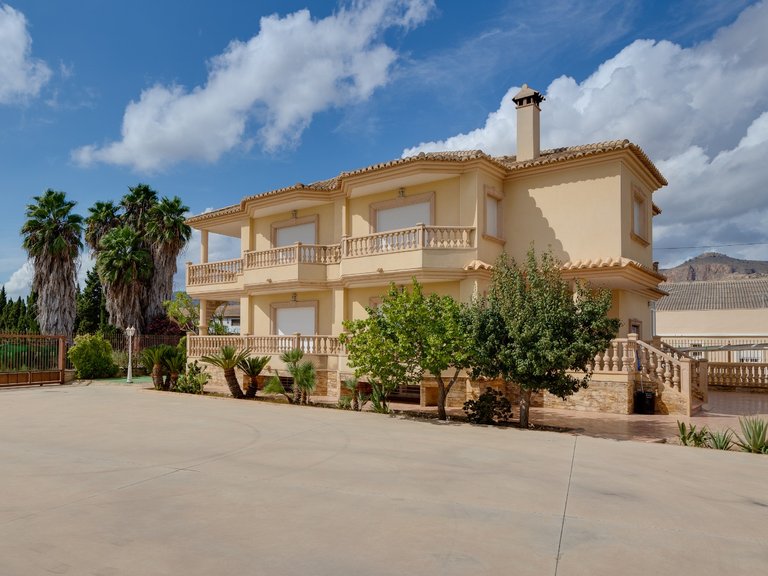 Villa for Sale in Orihuela, Alicante 13