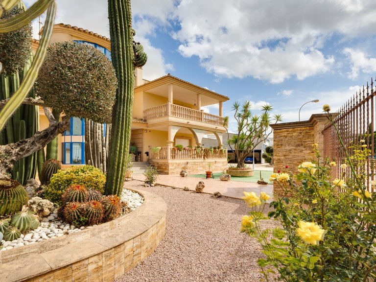 Villa for Sale in Orihuela, Alicante 2