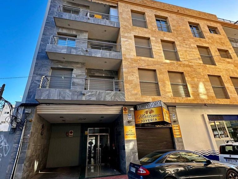 Apartment for Sale in Torrevieja City Center, Torrevieja, Alicante 2