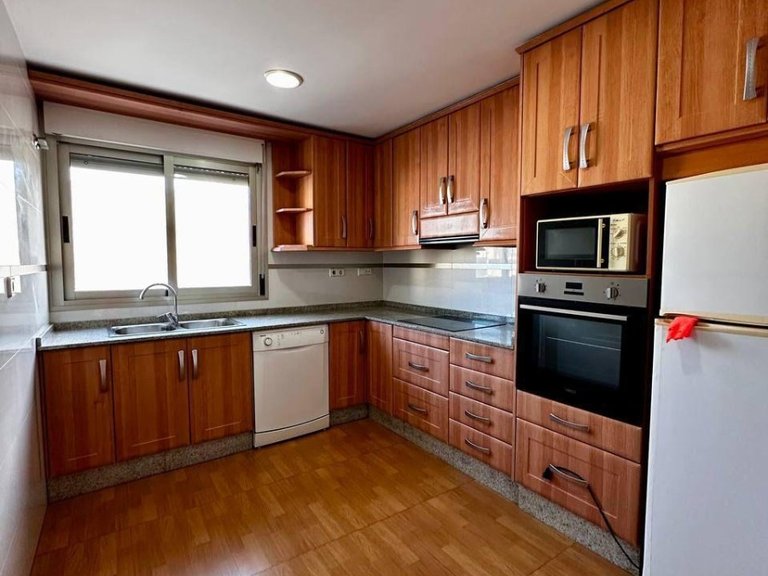 Apartment for Sale in Torrevieja City Center, Torrevieja, Alicante 9