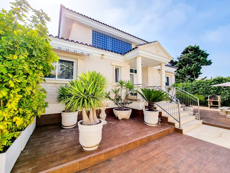 Villa for Sale in La Mata, Torrevieja, Alicante 2