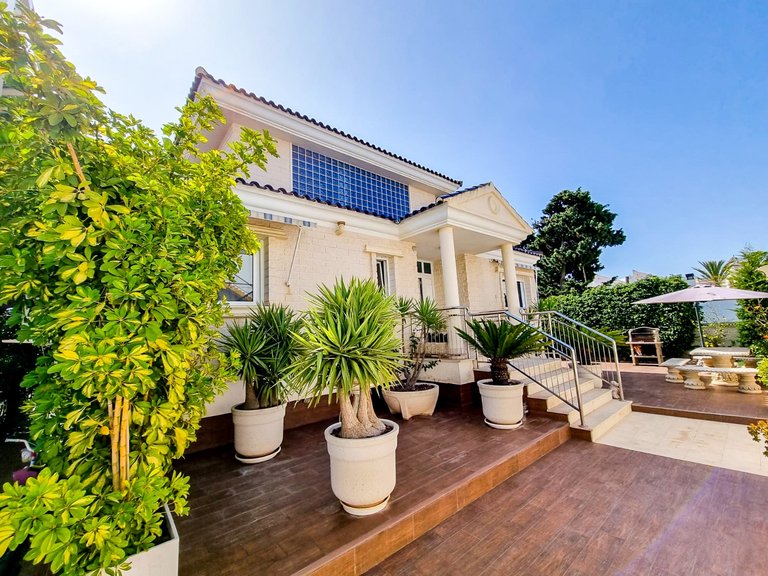 Villa for Sale in La Mata, Torrevieja, Alicante 3