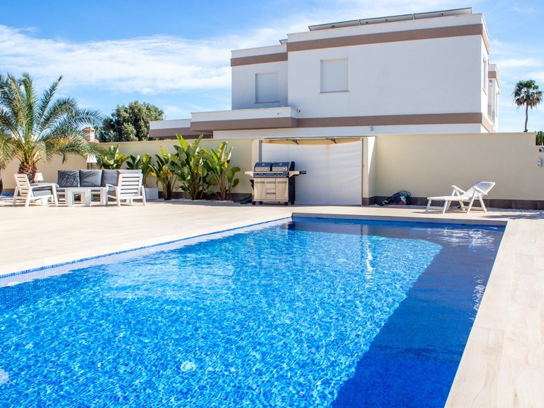 Villa for Sale in La Siesta - El Salado - Torreta, Torrevieja, Alicante 5