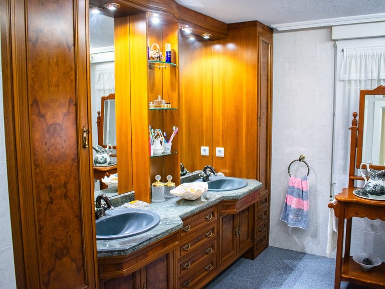 Villa for Sale in MUY CERCA DE LA PLAYA, Orihuela Costa, Alicante 36