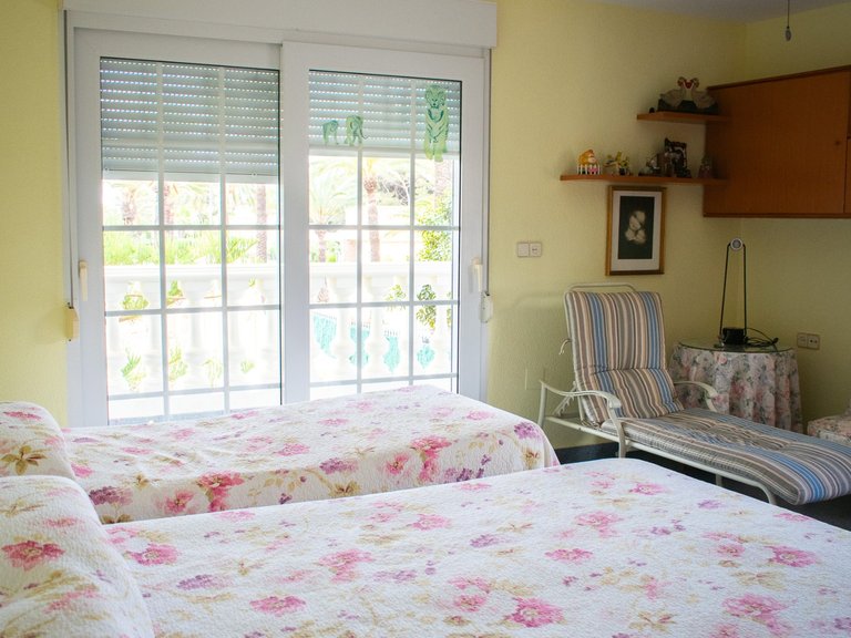 Villa for Sale in MUY CERCA DE LA PLAYA, Orihuela Costa, Alicante 50