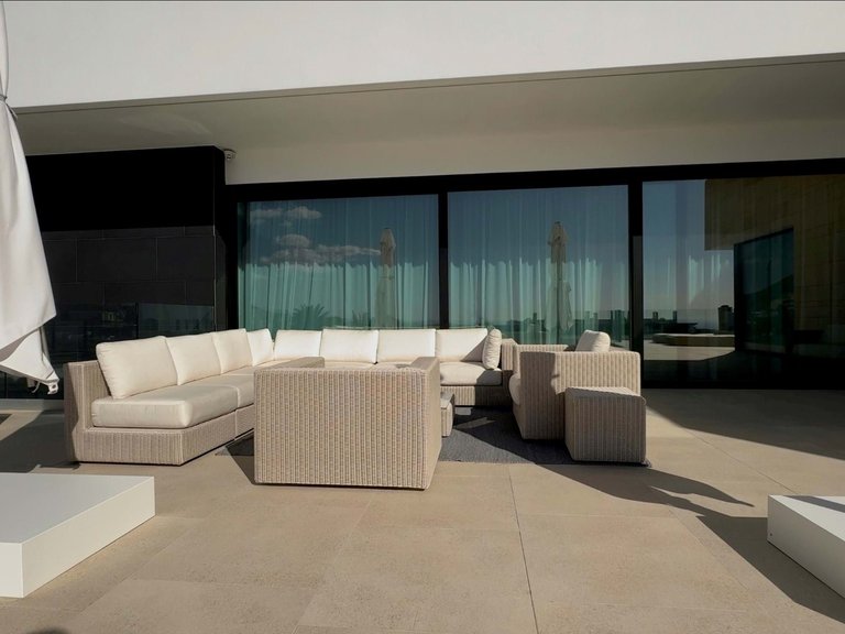 Villa for Sale in Cala de Finestrat, Finestrat, Alicante 3