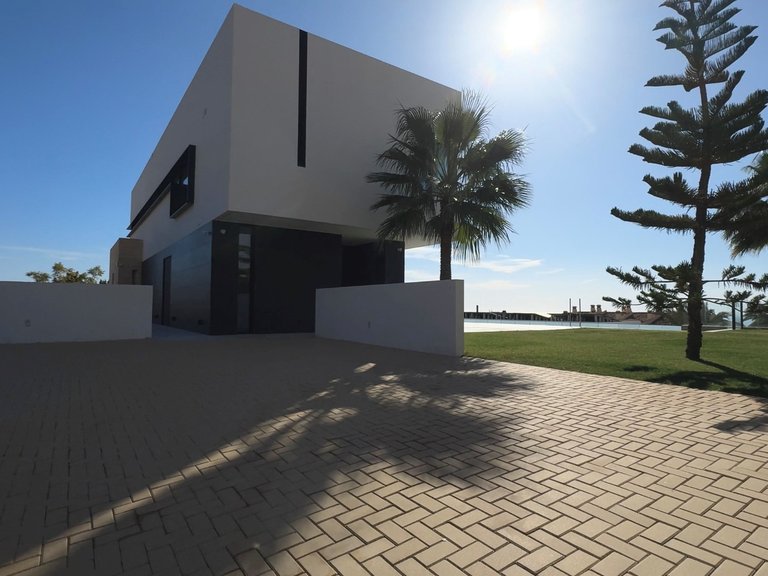 Villa for Sale in Cala de Finestrat, Finestrat, Alicante 11