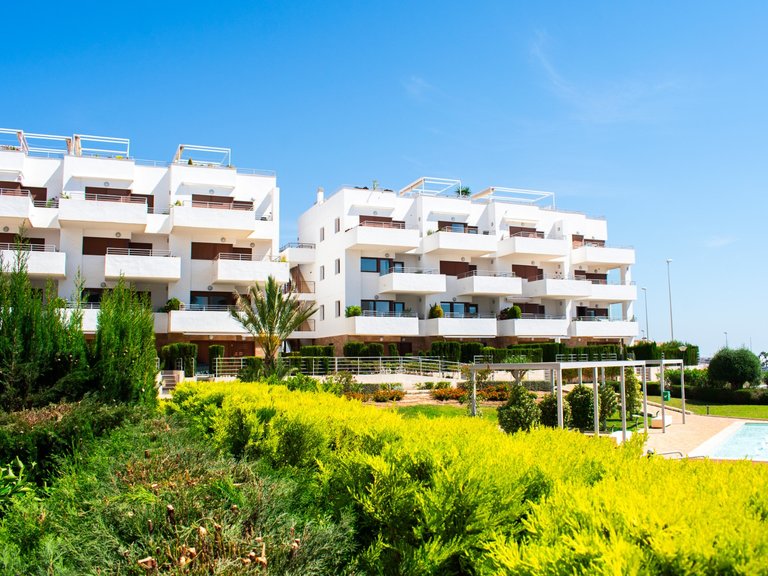 Apartment for Sale in Cabo Roig, Orihuela Costa, Alicante 35