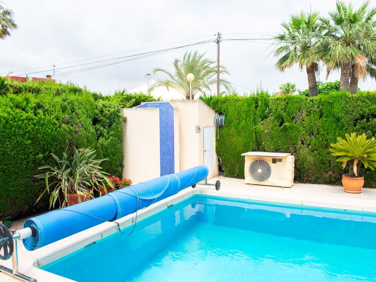 Villa for Sale in MUY CERCA DE LA PLAYA, Orihuela Costa, Alicante 16