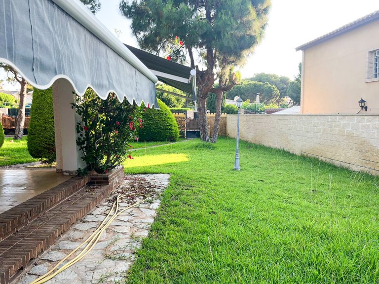 Villa for Sale in Punta Prima, Orihuela Costa, Alicante 18