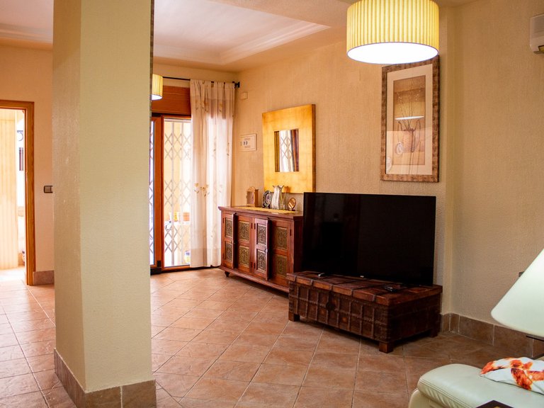 Apartment for Sale in Guardamar Playa, Guardamar Del Segura, Alicante 5