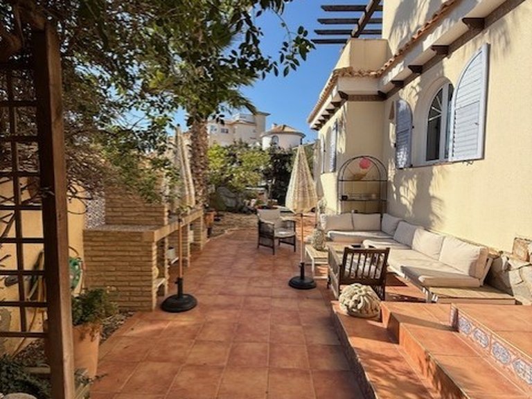 Villa for Sale in Orihuela Costa, Alicante 23