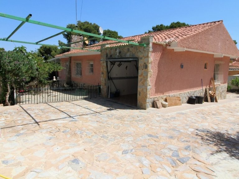 Villa for Sale in Los balcones, Torrevieja, Alicante 50