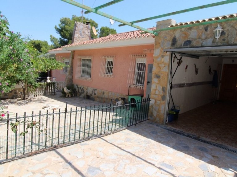 Villa for Sale in Los balcones, Torrevieja, Alicante 37