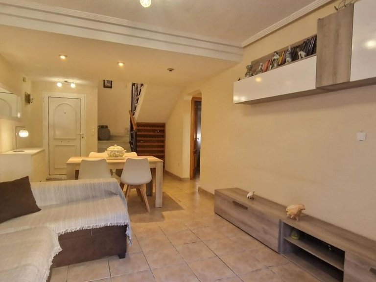 Town House for Sale in Aguas Nuevas, Torrevieja, Alicante 8