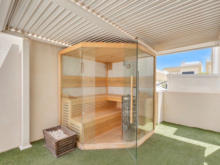 Villa for Sale in La Herrada, Los Montesinos, Alicante 39