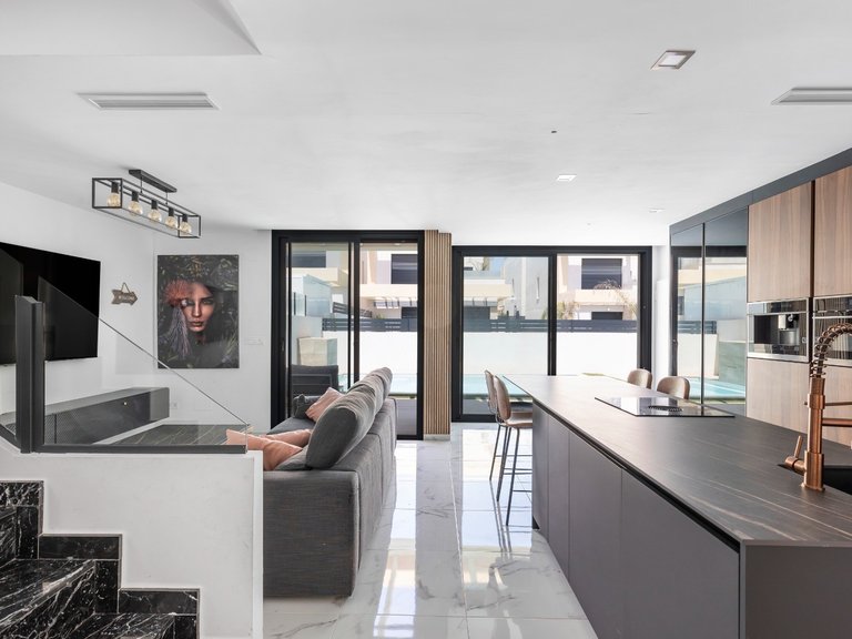 Villa for Sale in La Herrada, Los Montesinos, Alicante 15