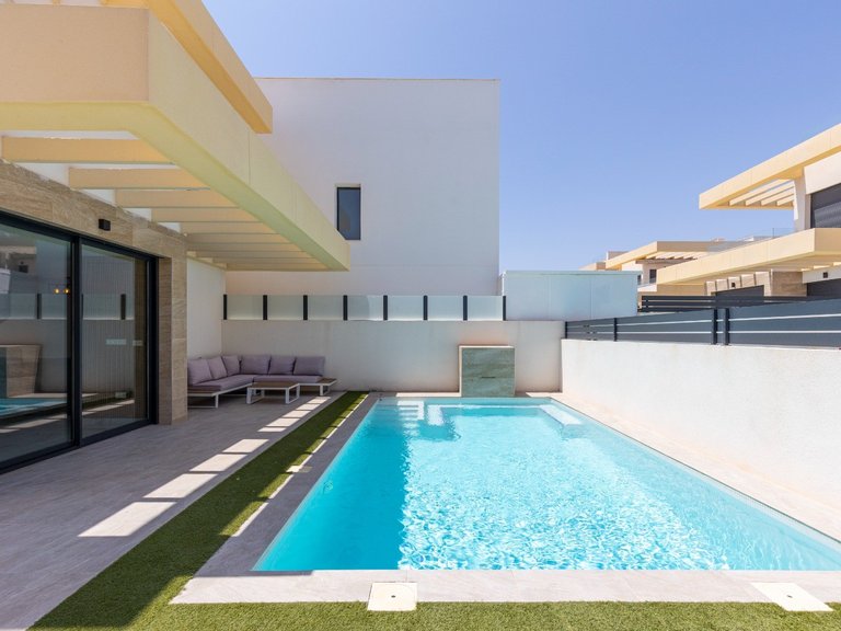 Villa for Sale in La Herrada, Los Montesinos, Alicante 38