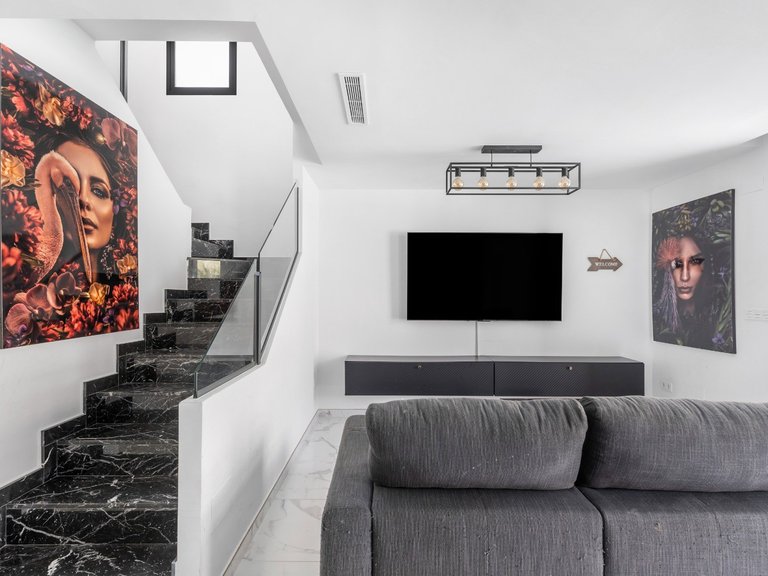 Villa for Sale in La Herrada, Los Montesinos, Alicante 8