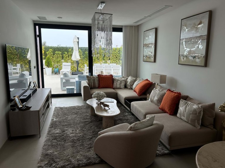 Villa for Sale in La Nucía, Alicante 3