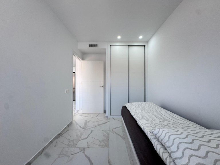 Penthouse for Sale in Centro, Torrevieja, Alicante 27